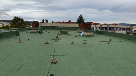 Öntapadós tetőszigetelő rendszer